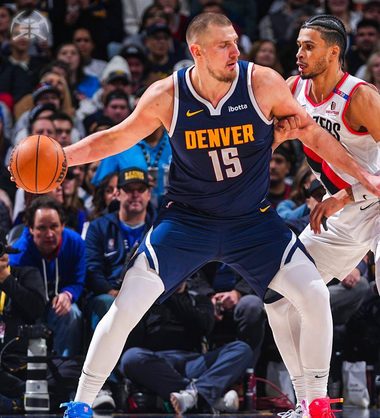 海港客战柔佛：维塔尔、亚历斯祖首发，陈威、张琳芃出战（海港客场挑战柔佛：维塔尔、亚历斯祖入列首发，陈威、张琳芃登场）