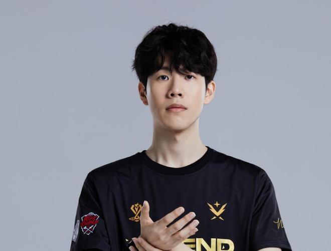 转体与呐喊 转体与呐喊